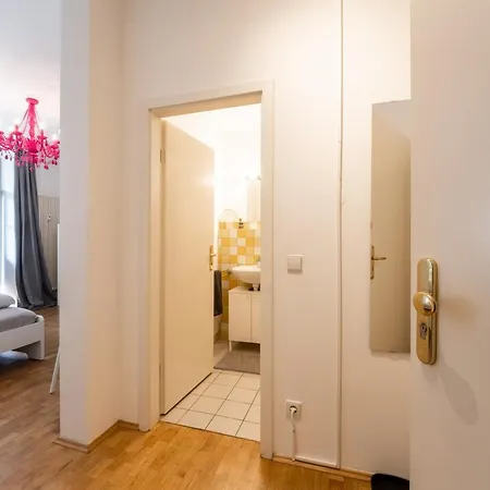 Altstadtwohnung Lage Zentrum Mit Terrasse Dresden