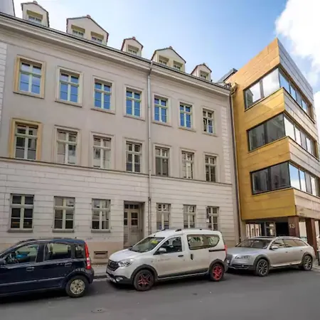 Cozy Studio Apartment - City Centreterrace Apt3